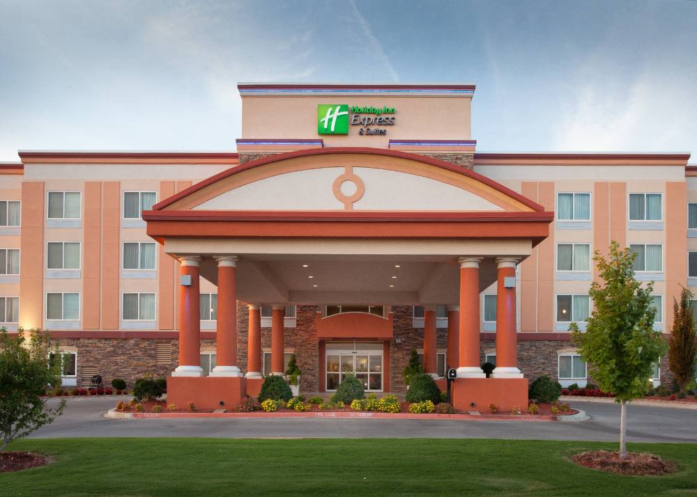 Holiday Inn Exp Stes Bixby