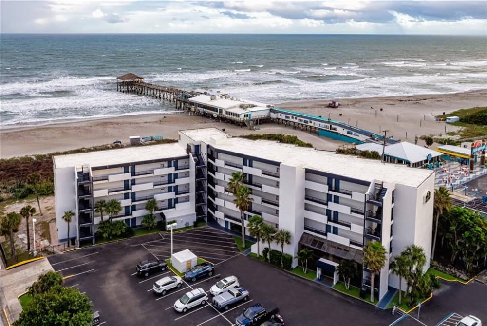 La Quinta Inn Ste Oceanfront