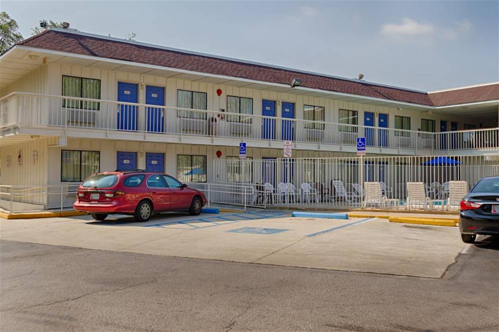 Motel 6 Washington